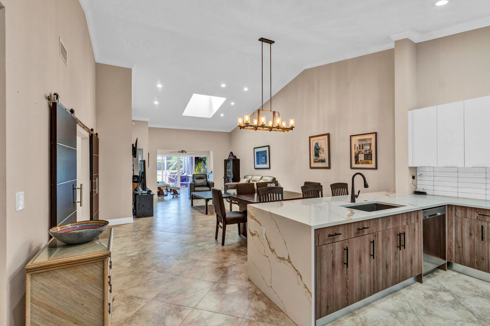 Property Photo: 5674 Royal Lake Circle FL 33437