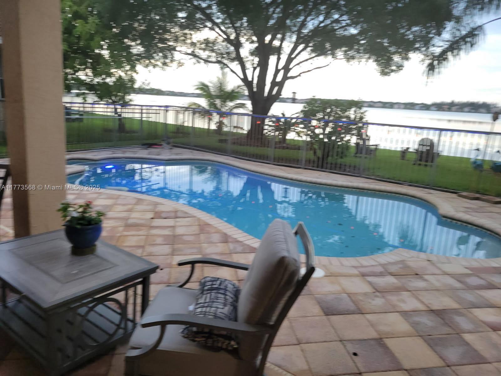 Property Photo: 17794 SW 47th St FL 33029