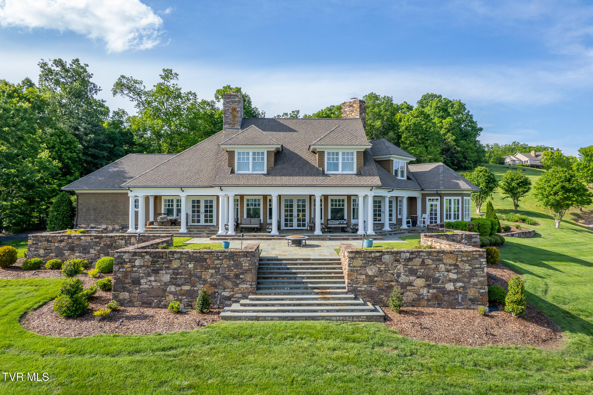 19 Summer Hill Lane  Greeneville TN 37745 photo