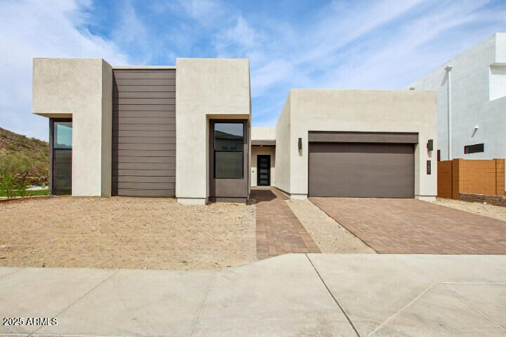 Property Photo:  7424 W Gambit Trail  AZ 85383 