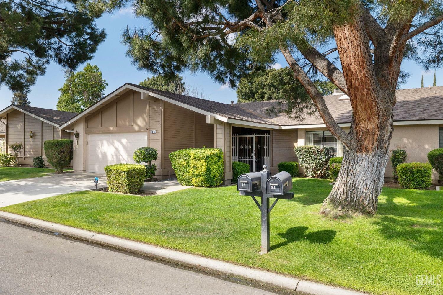 Property Photo: 1700 Ashe Road 23 CA 93309