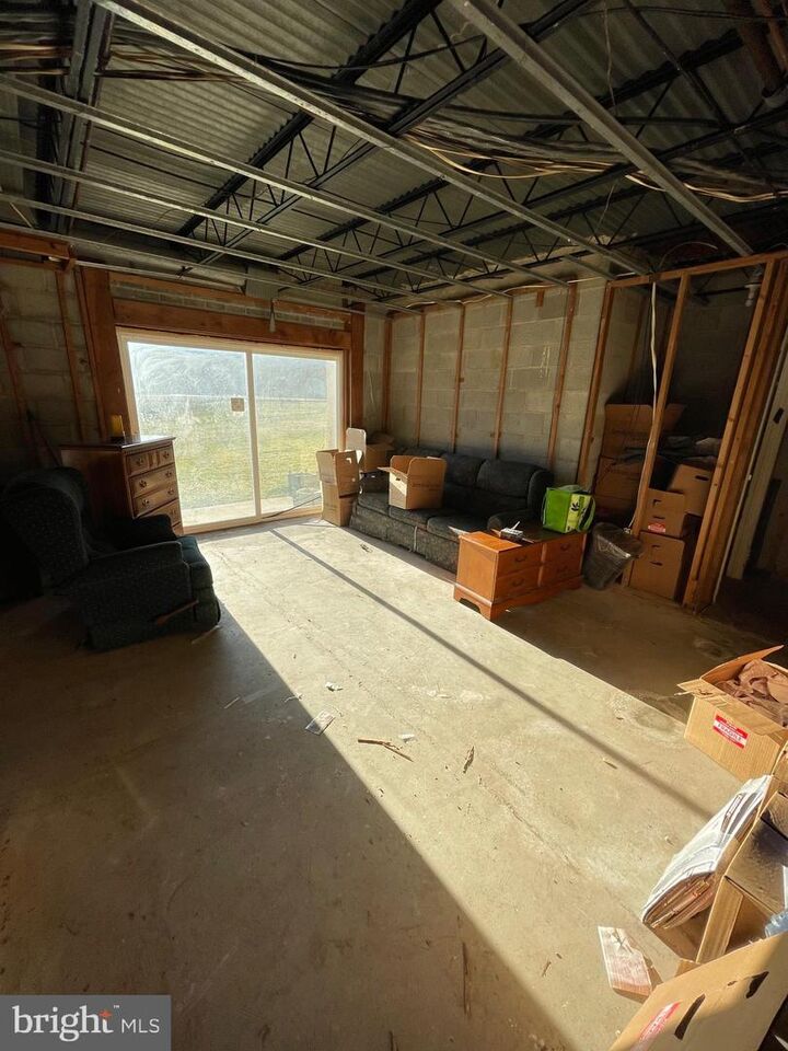 Property Photo: 352 Gatewater Court A MD 21060