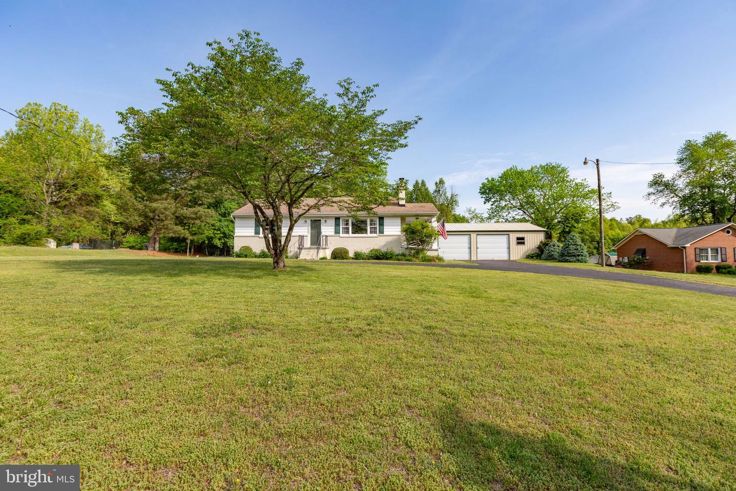 Property Photo: 149 Courthouse Lane VA 22427