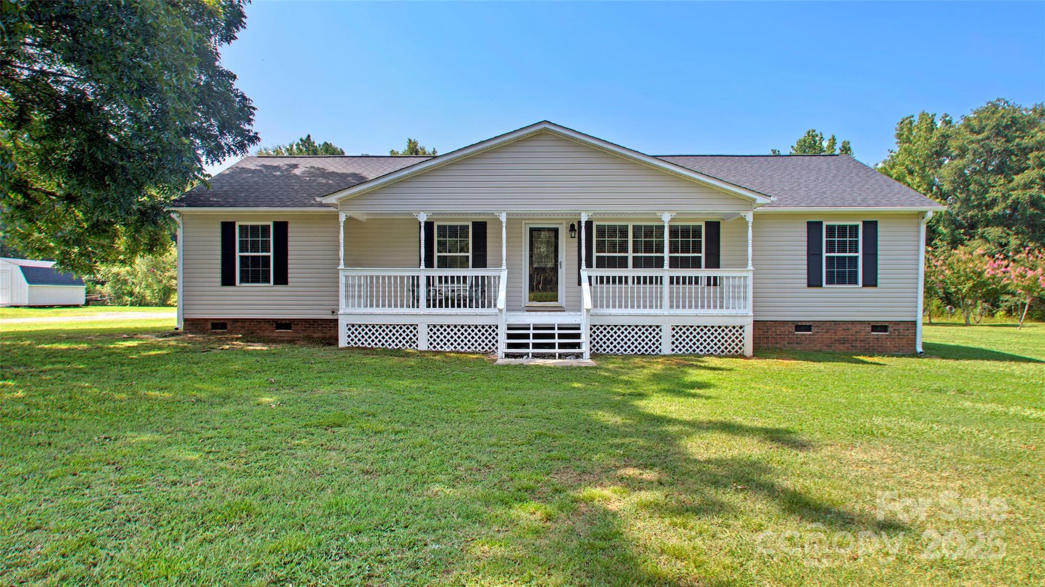 Property Photo: 775 Bolick Road SC 29707