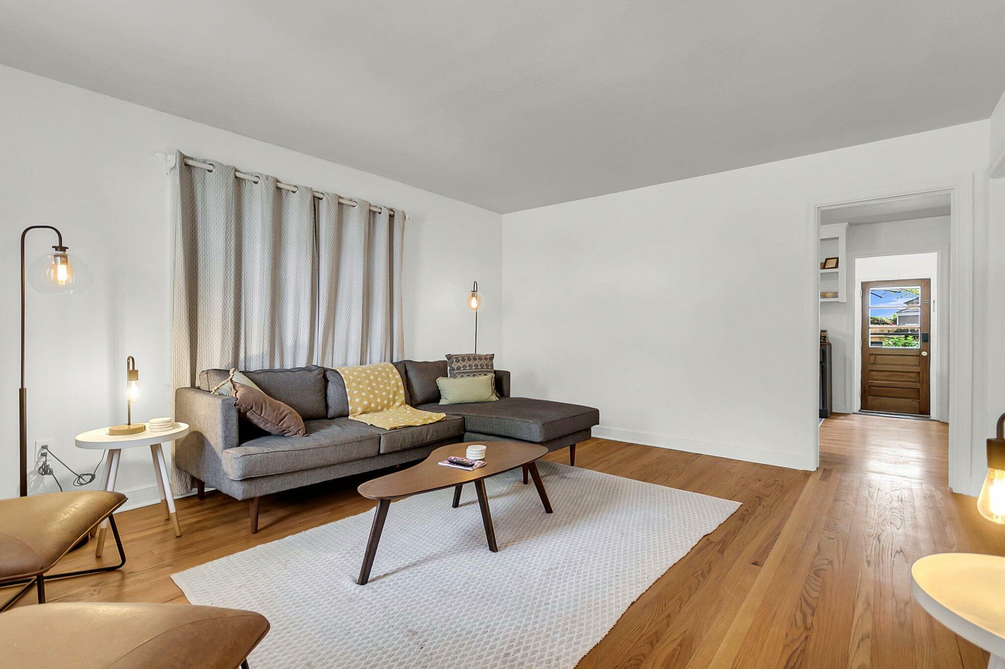 Property Photo: 5075 Walker Street SC 29405