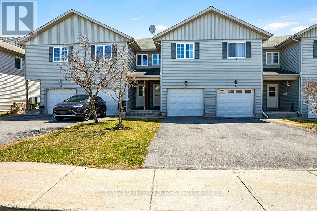 Property Photo: 8 Johnston Street ON K7C 4S3