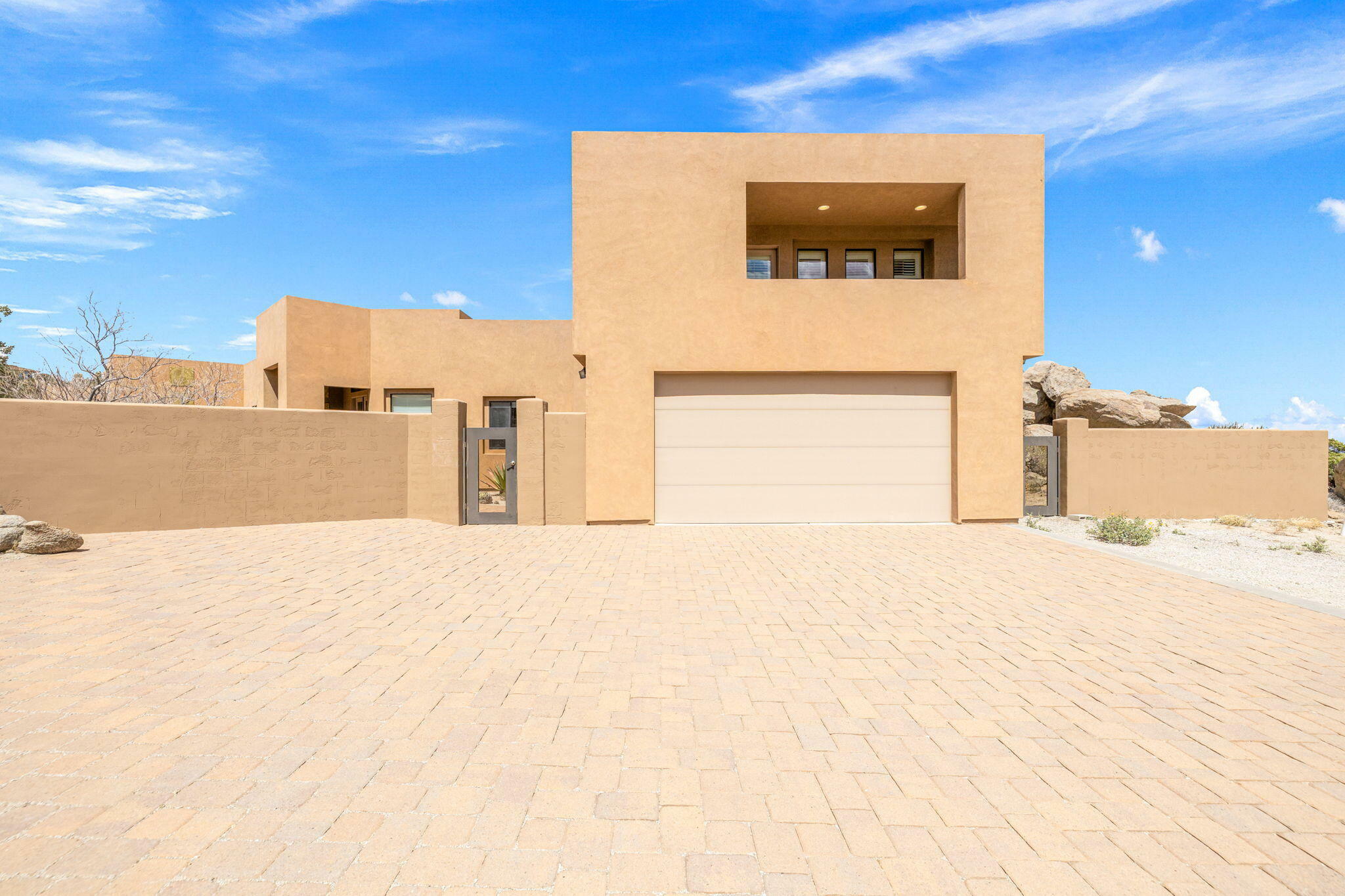Property Photo:  61474 Hanging Rock Lane  CA 92561 