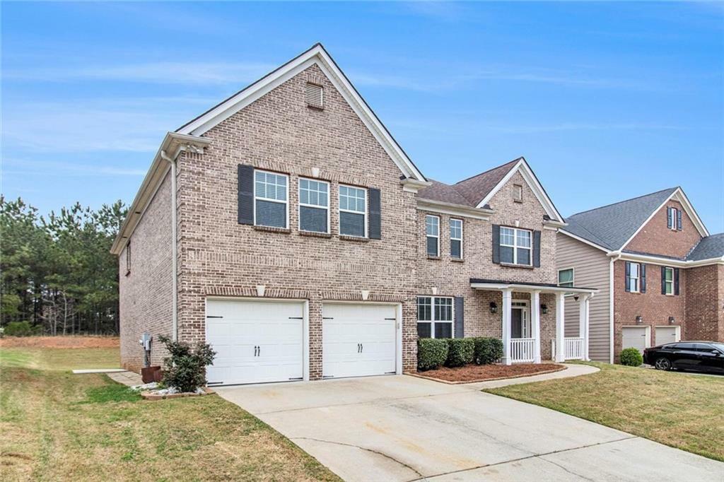 Property Photo: 2036 Broadmoor Way GA 30213