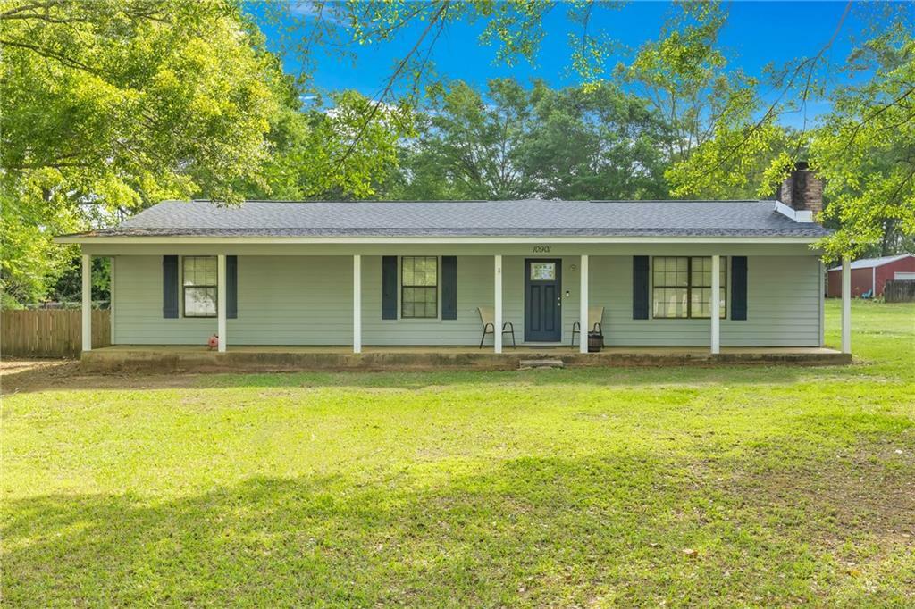 Property Photo: 10901 Douglas Road AL 36541