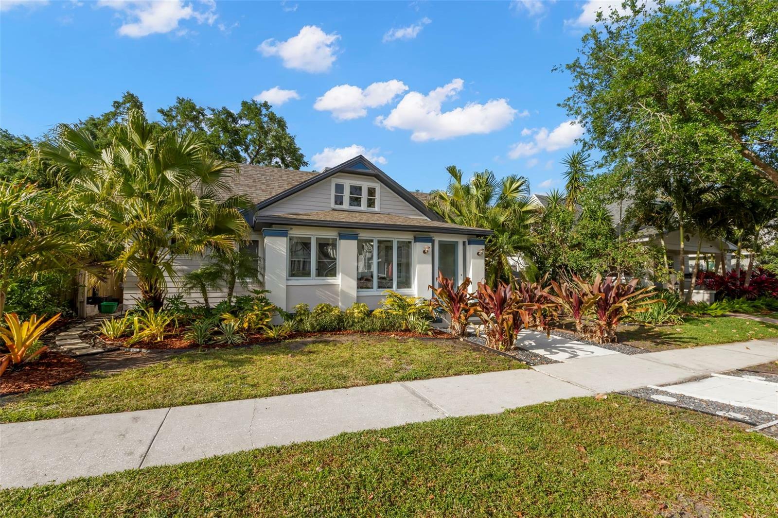 115 21st Avenue NE  St Petersburg FL 33704 photo