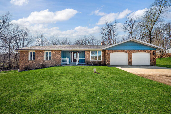 5944 Daniel Boone Trail  Berrien Springs MI 49103 photo