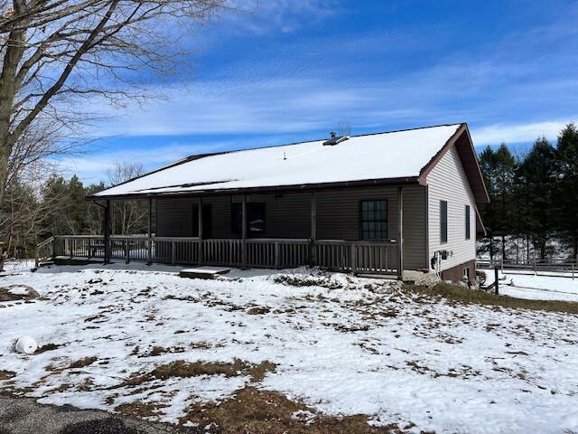 Property Photo: 11841 Linderman Road MI 49614