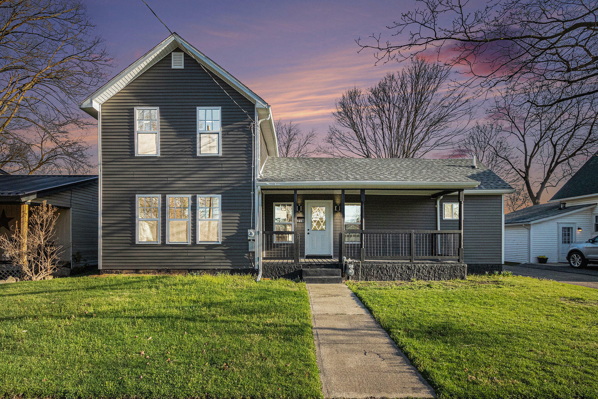 101 E 4th Street  Buchanan MI 49107 photo