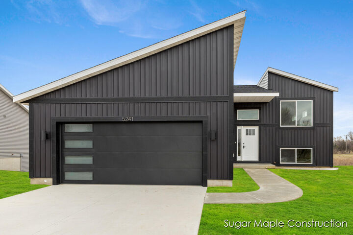 5241 Margot Lane  Allendale MI 49401 photo