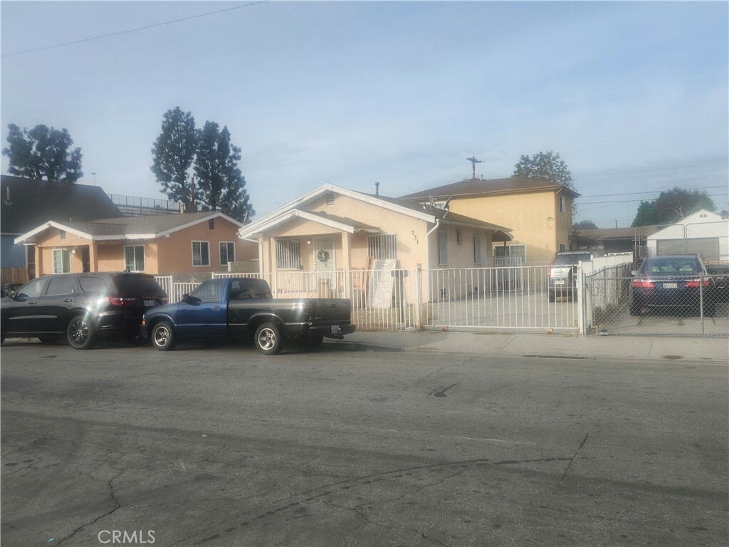 Property Photo: 731 Belden Avenue CA 90022