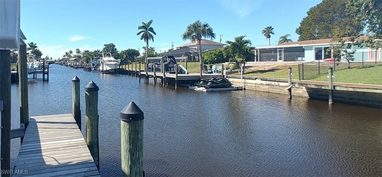 Property Photo: 3010 SE 18th Place FL 33904