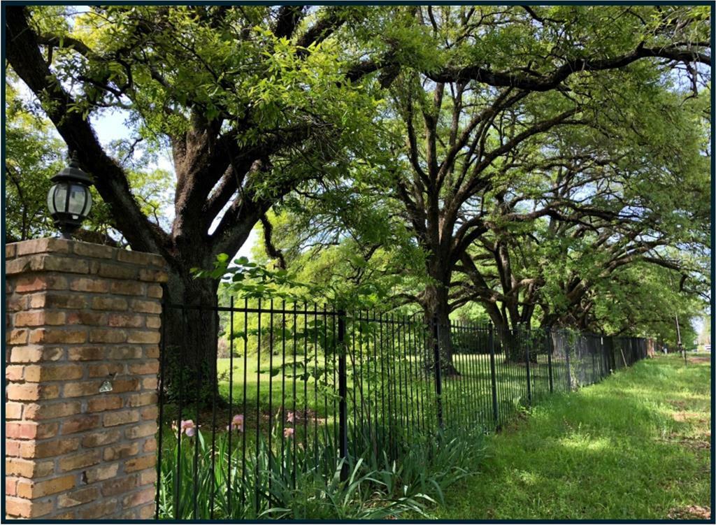 Property Photo:  Lot 1 Angel Oaks  LA 71109 