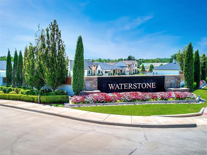 Property Photo:  15605 Waterstone Way  OK 73013 