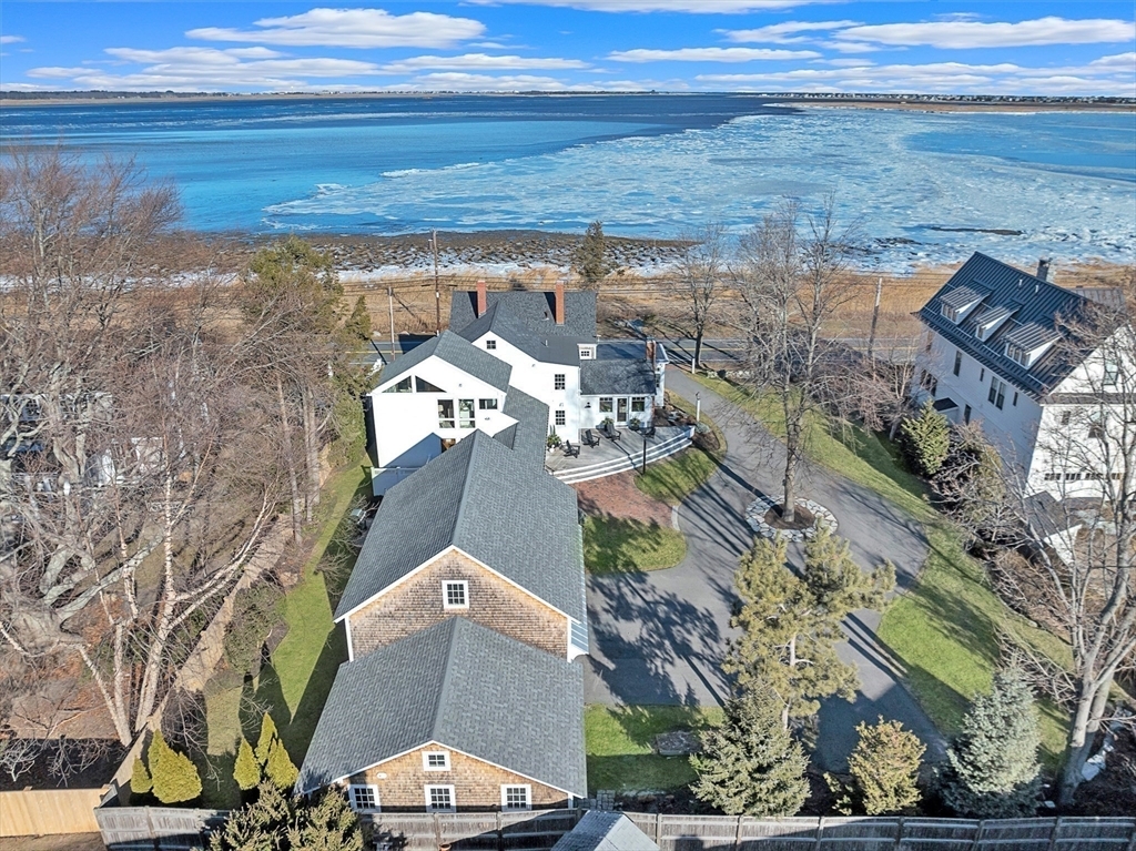 Property Photo: 284 Water St MA 01950