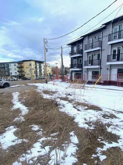 Property Photo: 411 Edmonton Trail NE AB T2E 3S5