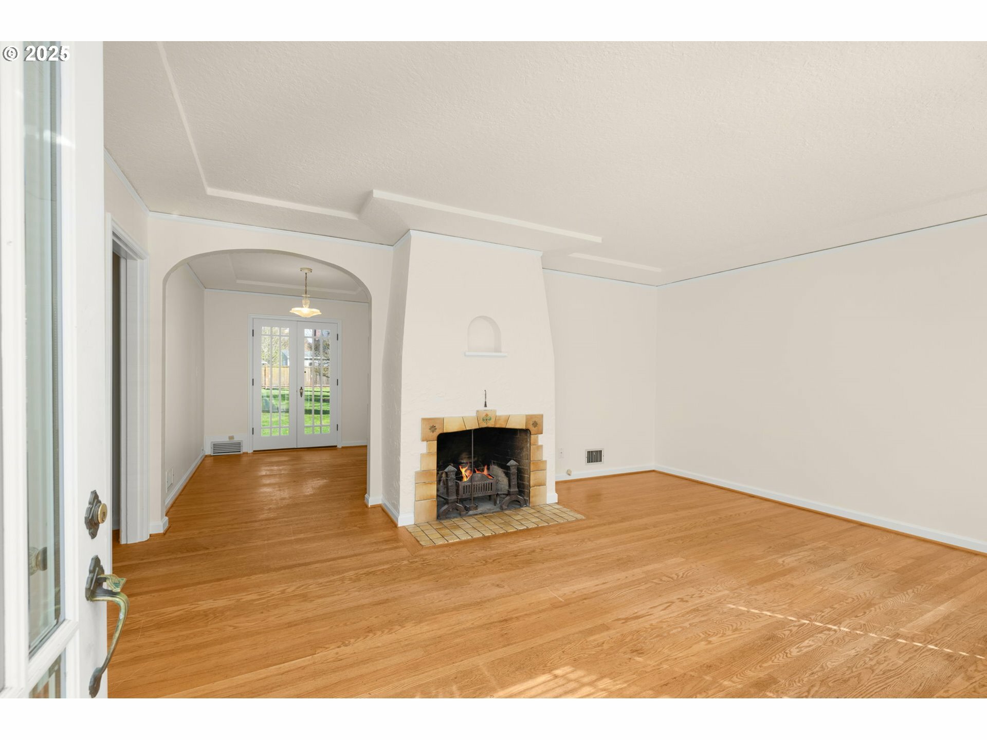 Property Photo: 224 SE 50th Ave OR 97215