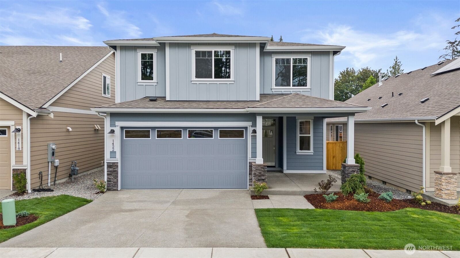 Property Photo:  9020  Wyatt Court SE  WA 98501 