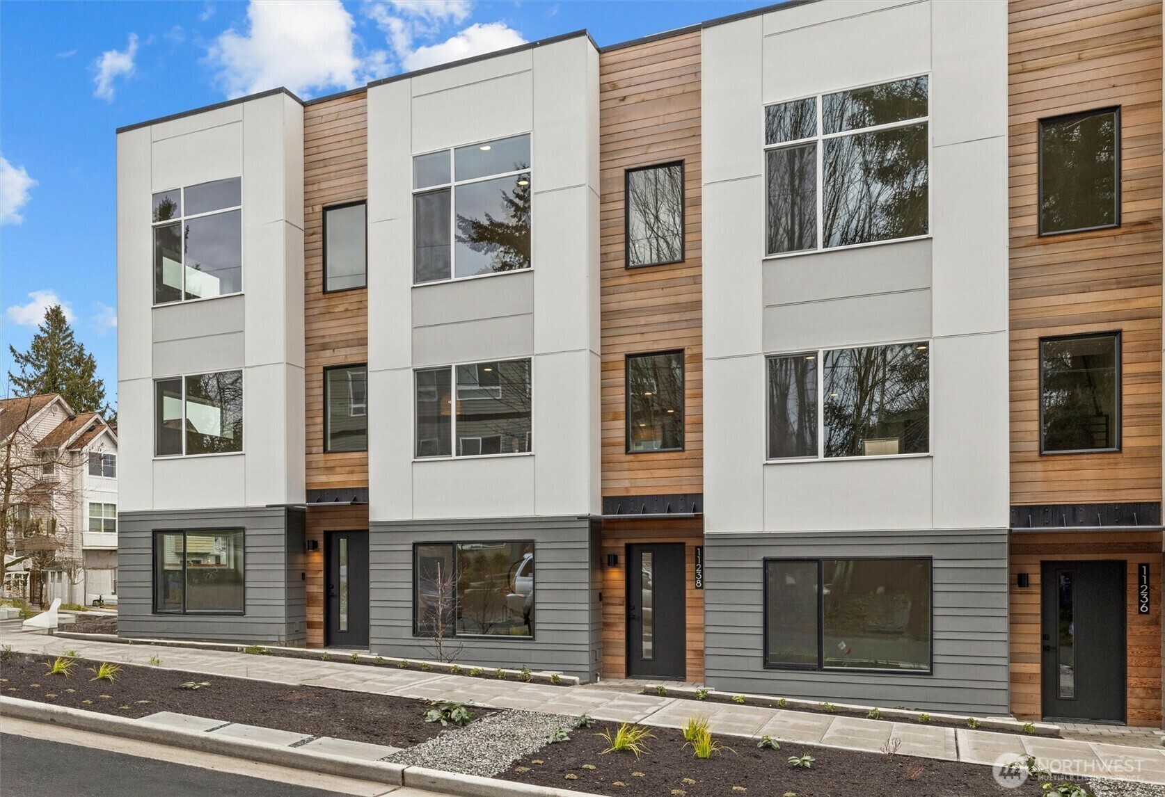 Property Photo: 11236 Corliss Avenue N WA 98133