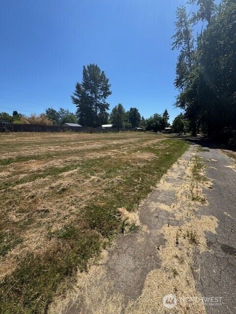 Property Photo:  4622  152nd Street E  WA 98446 