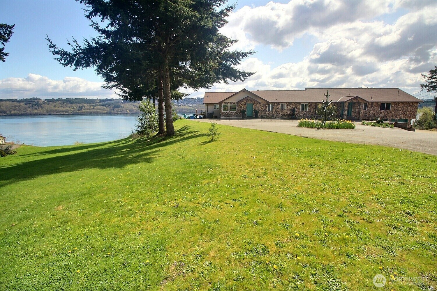Property Photo: 2101 14th Avenue NW WA 98335