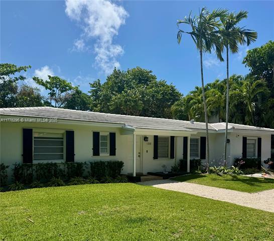 268 W Mashta Dr  Key Biscayne FL 33149 photo
