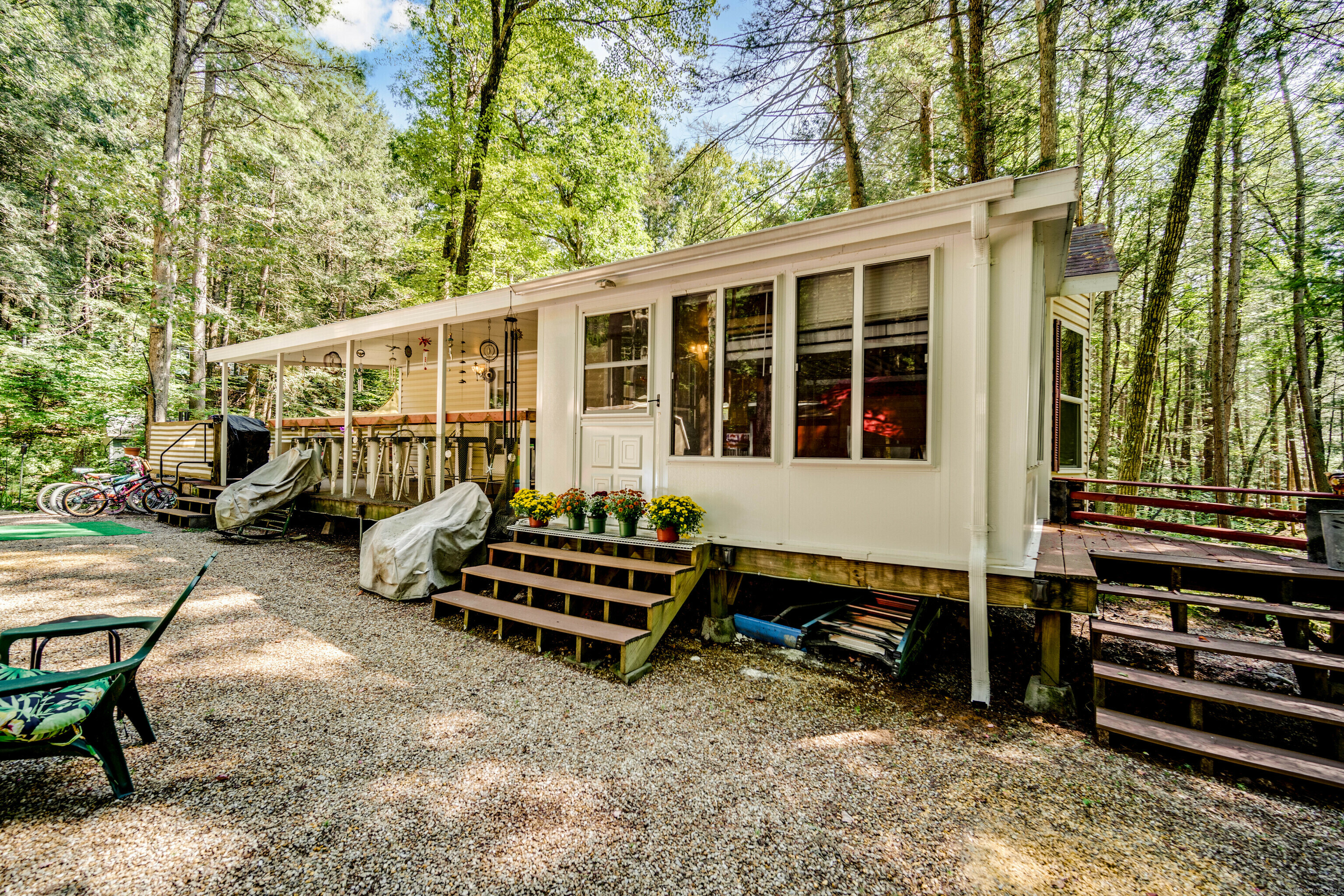Property Photo: 51 Old Springfield Road 136 CT 06076