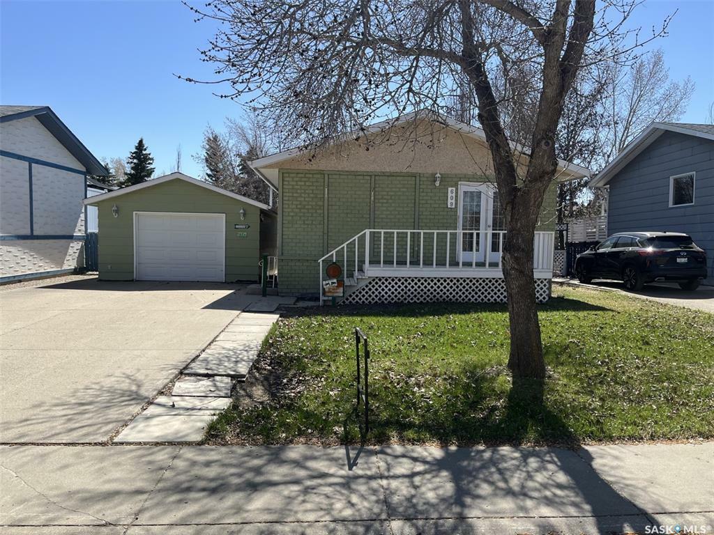 609 Jubilee Avenue  Rosetown SK S0L 2V0 photo