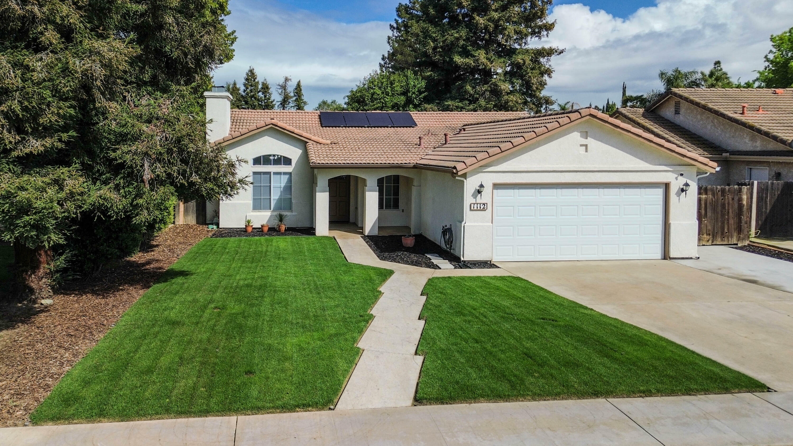 1112 S Cain Street  Visalia CA 93292 photo
