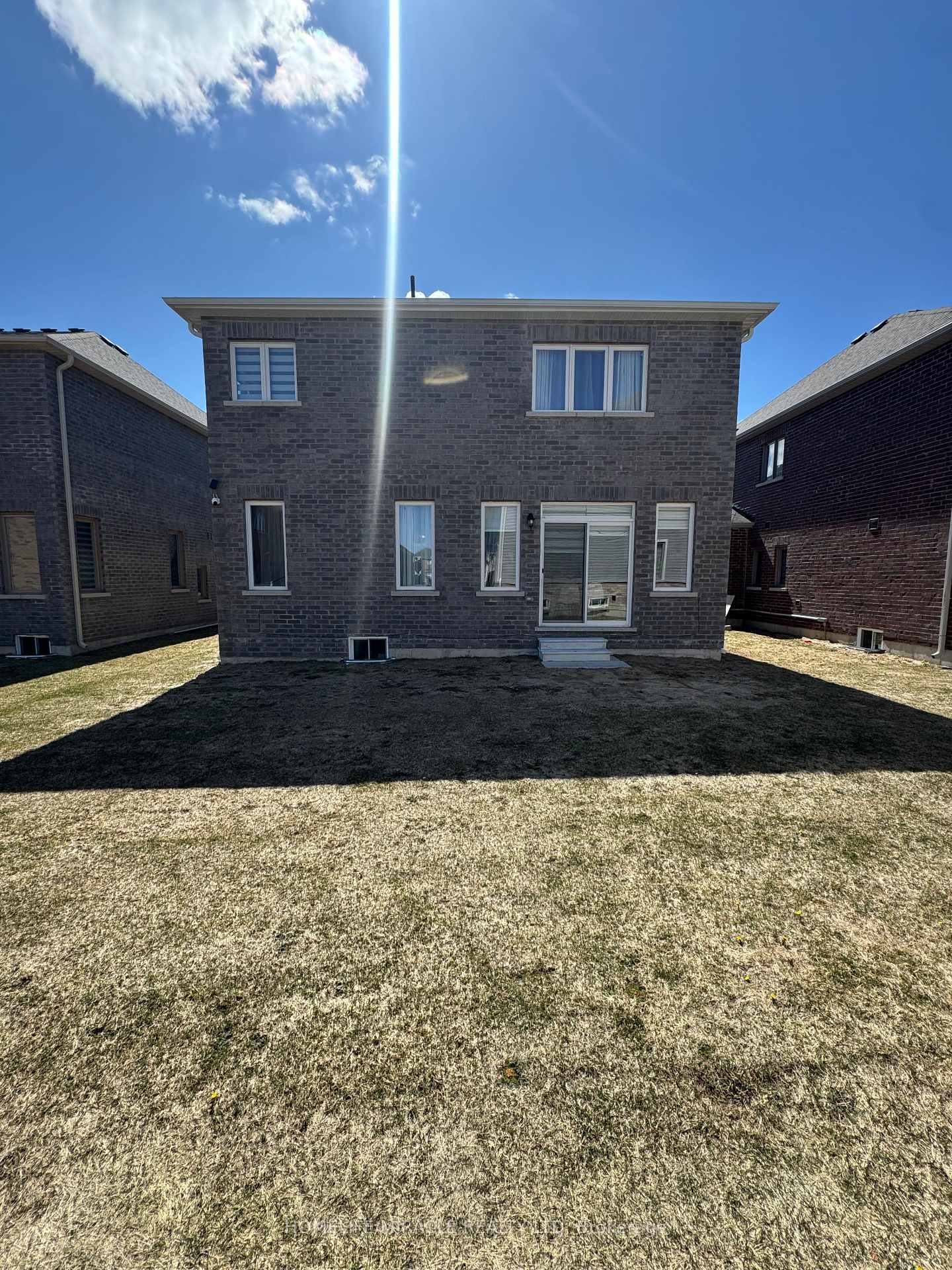 Property Photo: 41 Aitchison Avenue ON N0C 1B0