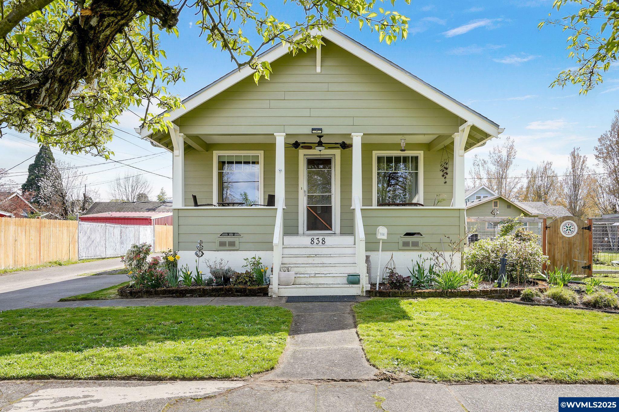 838 Highland Av NE  Salem OR 97301 photo