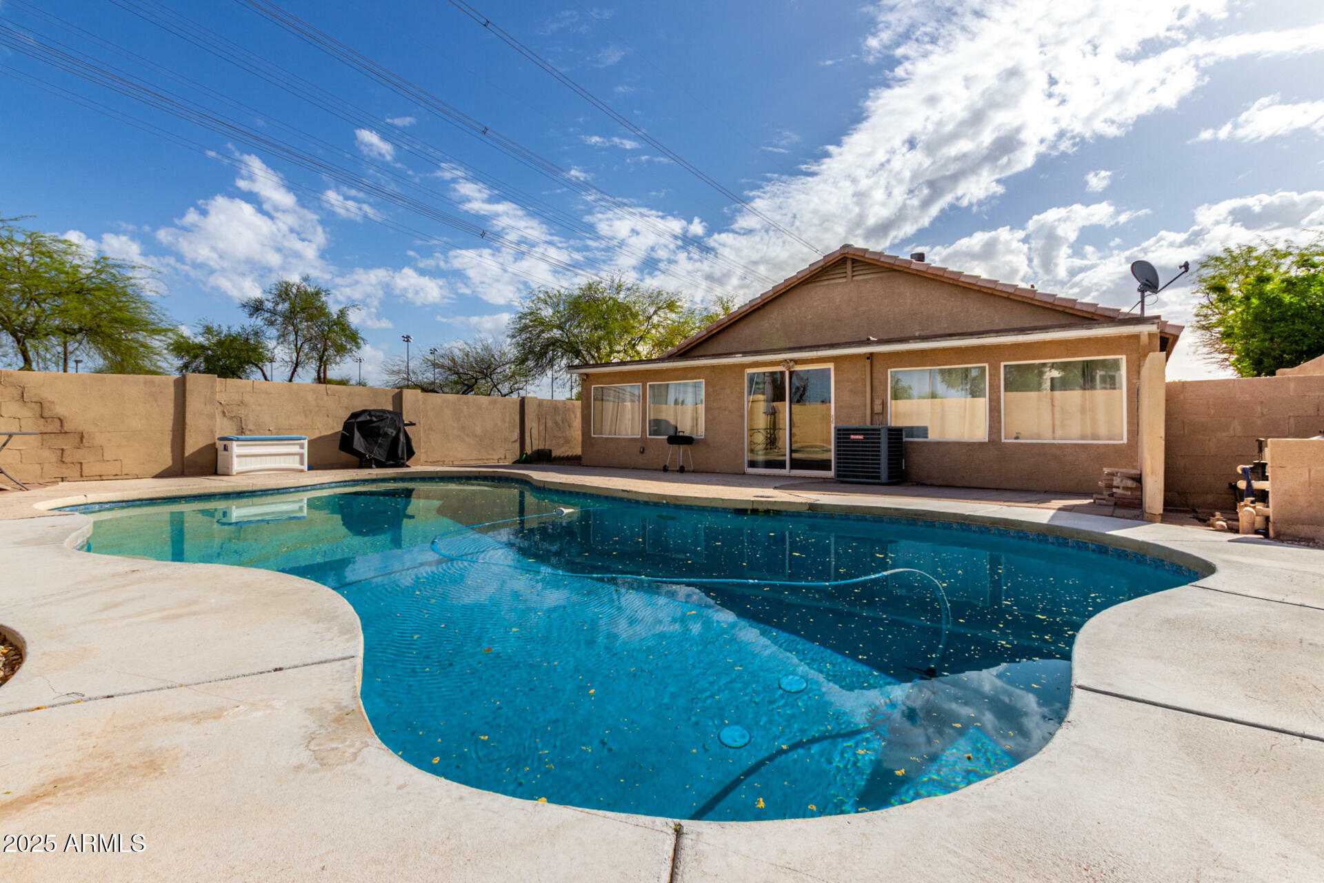 374 N Bay Drive  Gilbert AZ 85233 photo