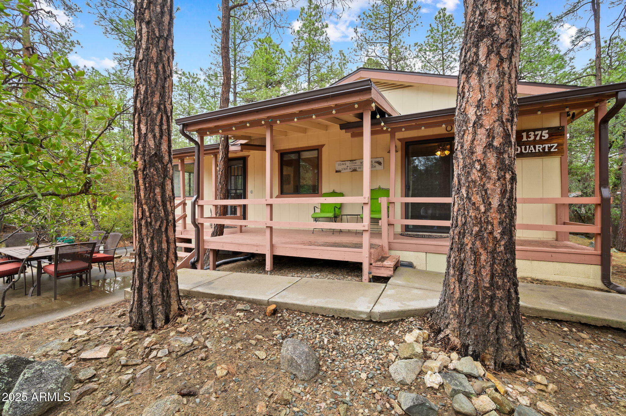 Property Photo: 1375 W Quartz Road AZ 86303