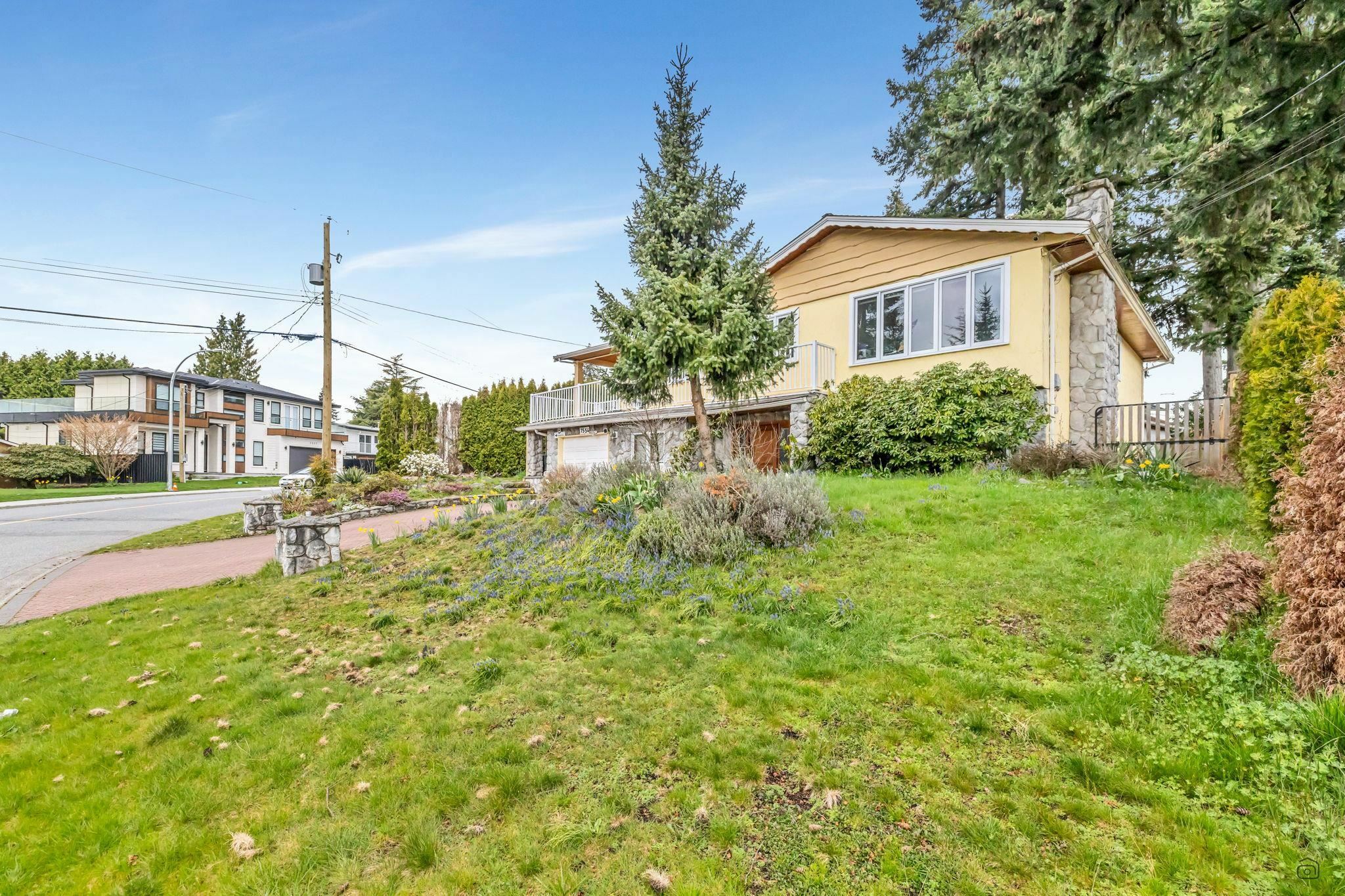 Photo de la propriété: 7554 Filey Drive BC V4C 6W4