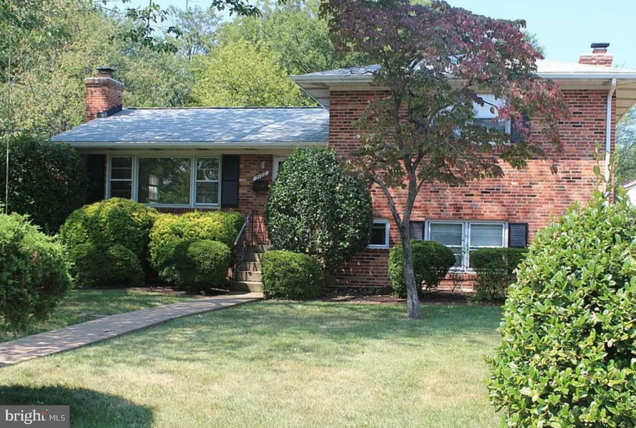 Property Photo: 7100 Tyndale Street VA 22101