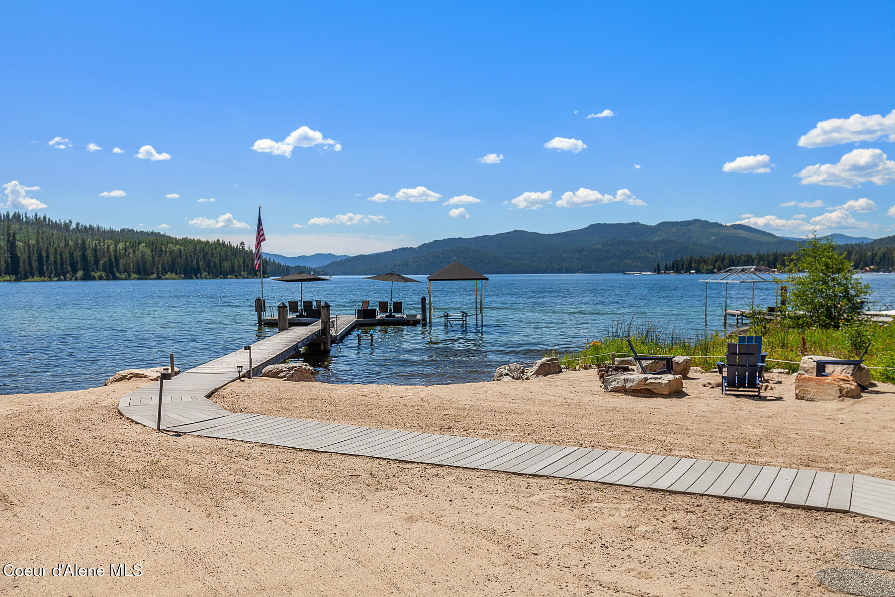 Property Photo:  50 Lower Bear Creek Bay Rd  ID 83821 