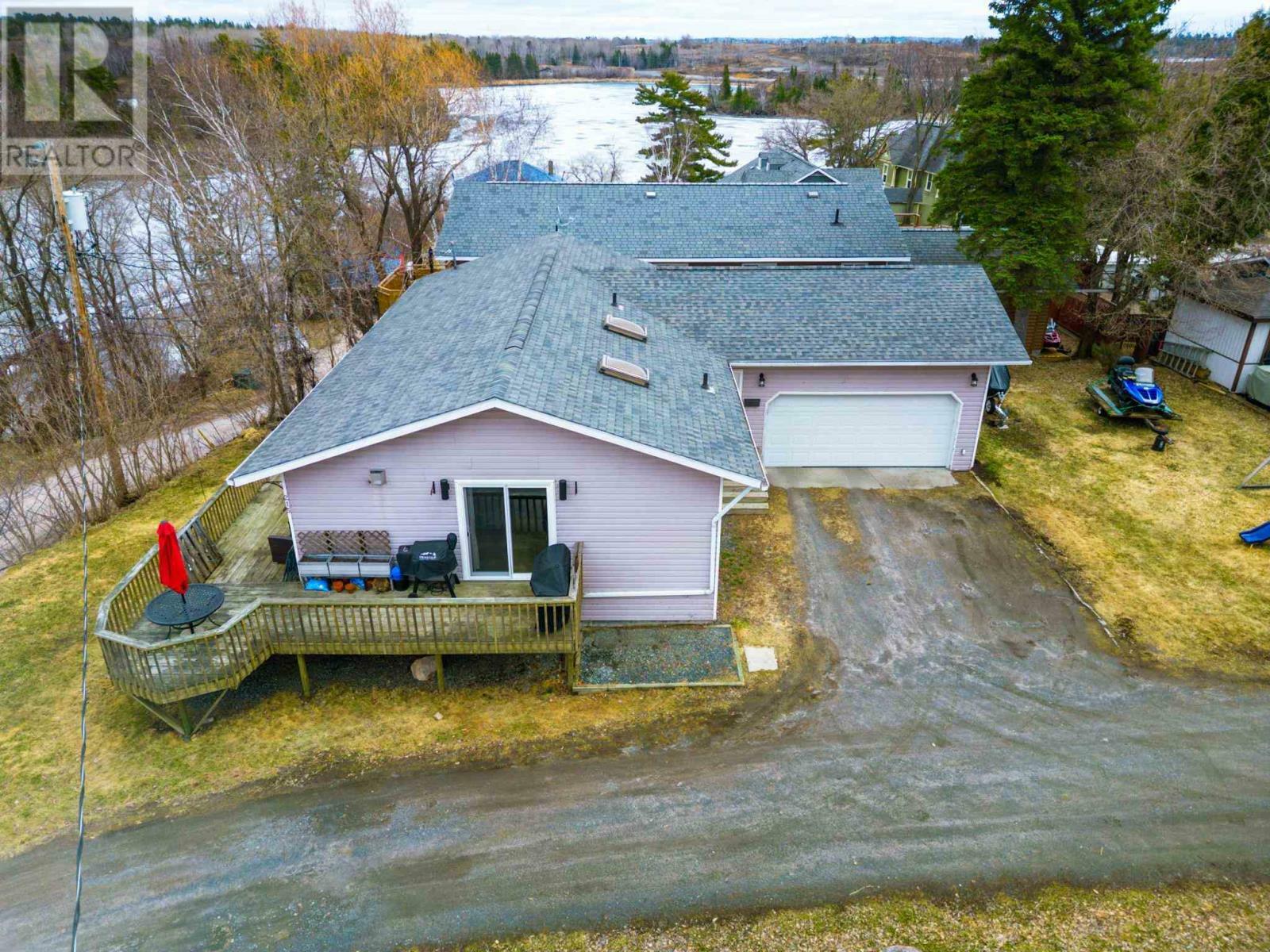 215 Front Street  Kenora ON P0X 1C0 photo
