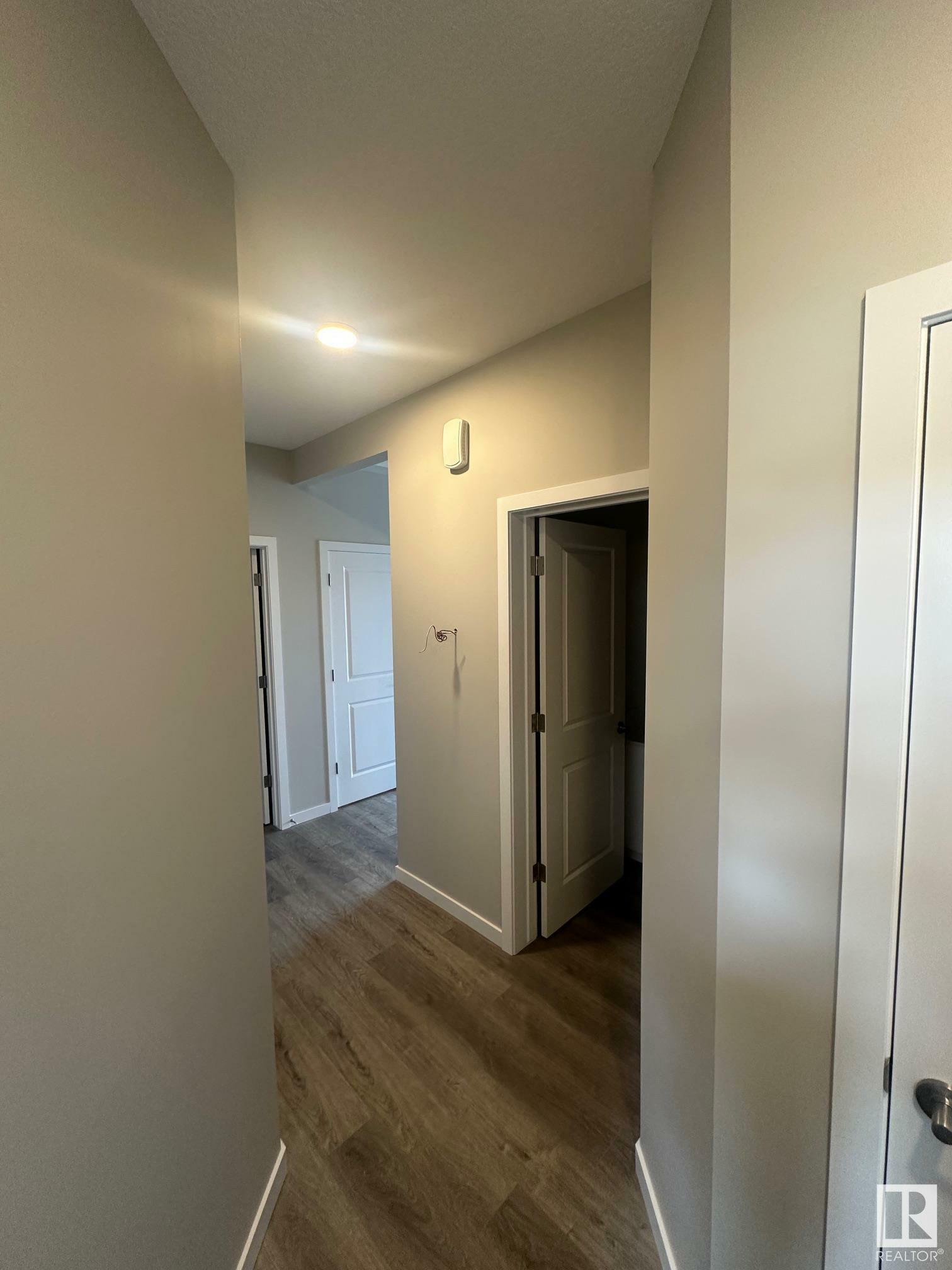 Photo de la propriété: 7364 182 Avenue NW AB T5Z 0L5