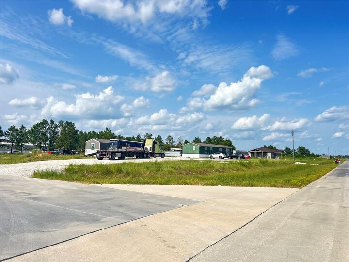 348 Road 5604  Cleveland TX 77327 photo
