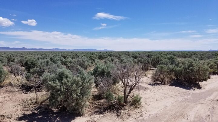 Property Photo: 3570 N 4150 W UT 84714