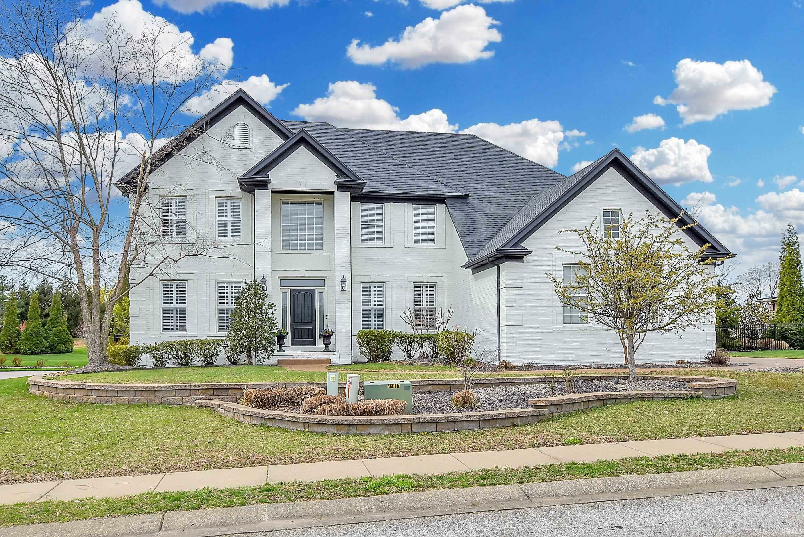 Property Photo:  5881 Medinah Drive  IN 47630 