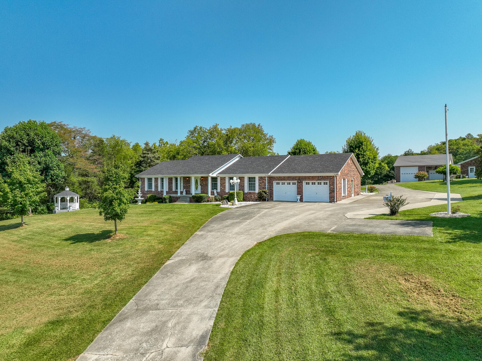 Property Photo: 2838 Paint Lick Road KY 40461
