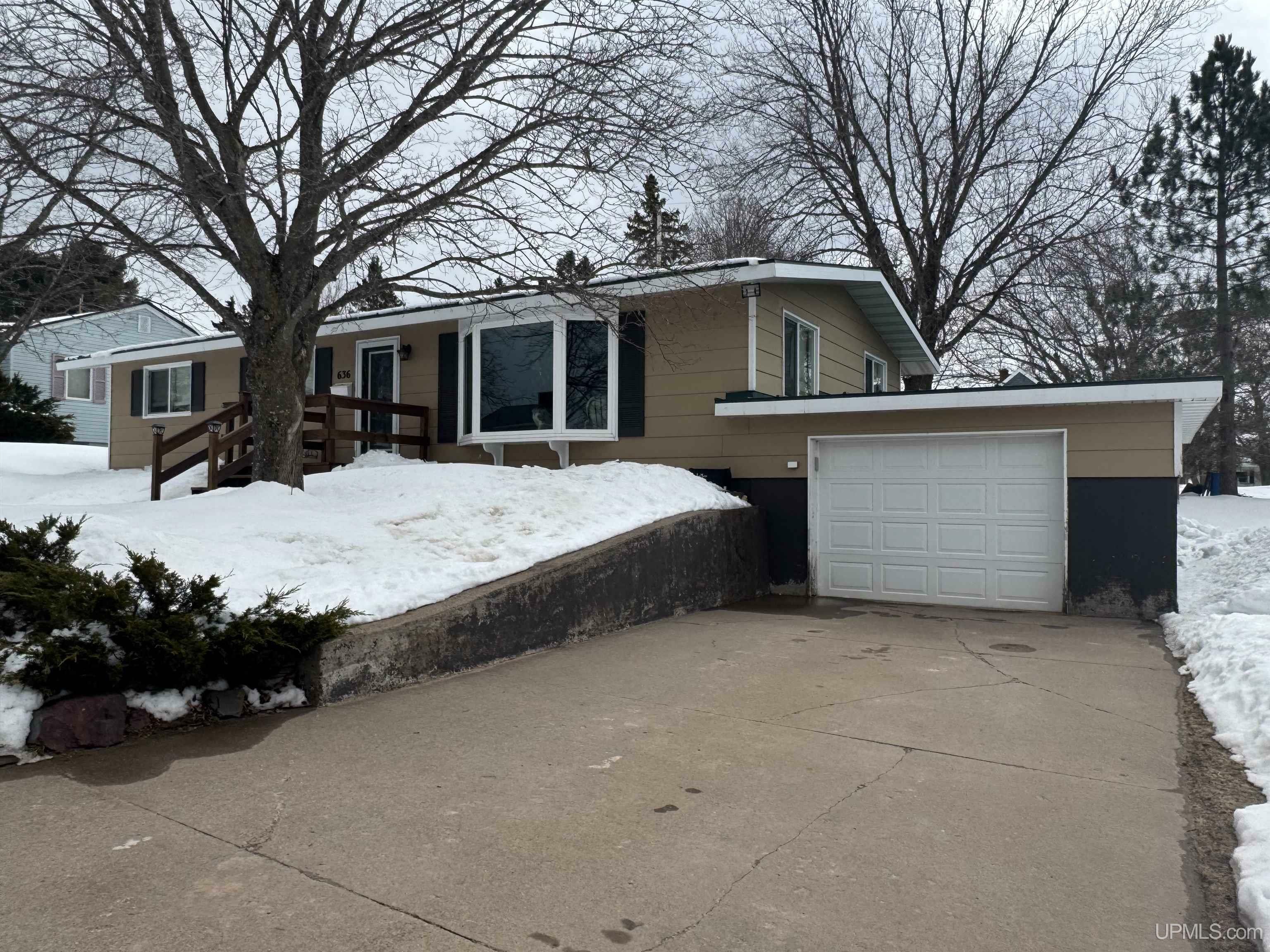 Property Photo: 636 Duncan Avenue MI 49849