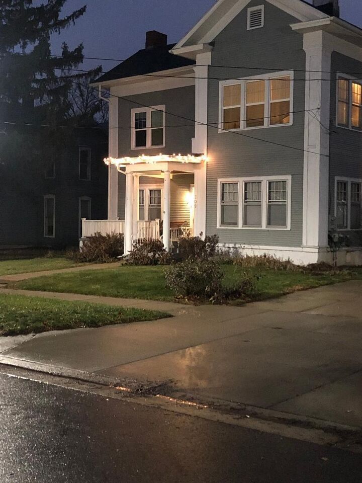209 2nd Street  Jackson MI 49201 photo