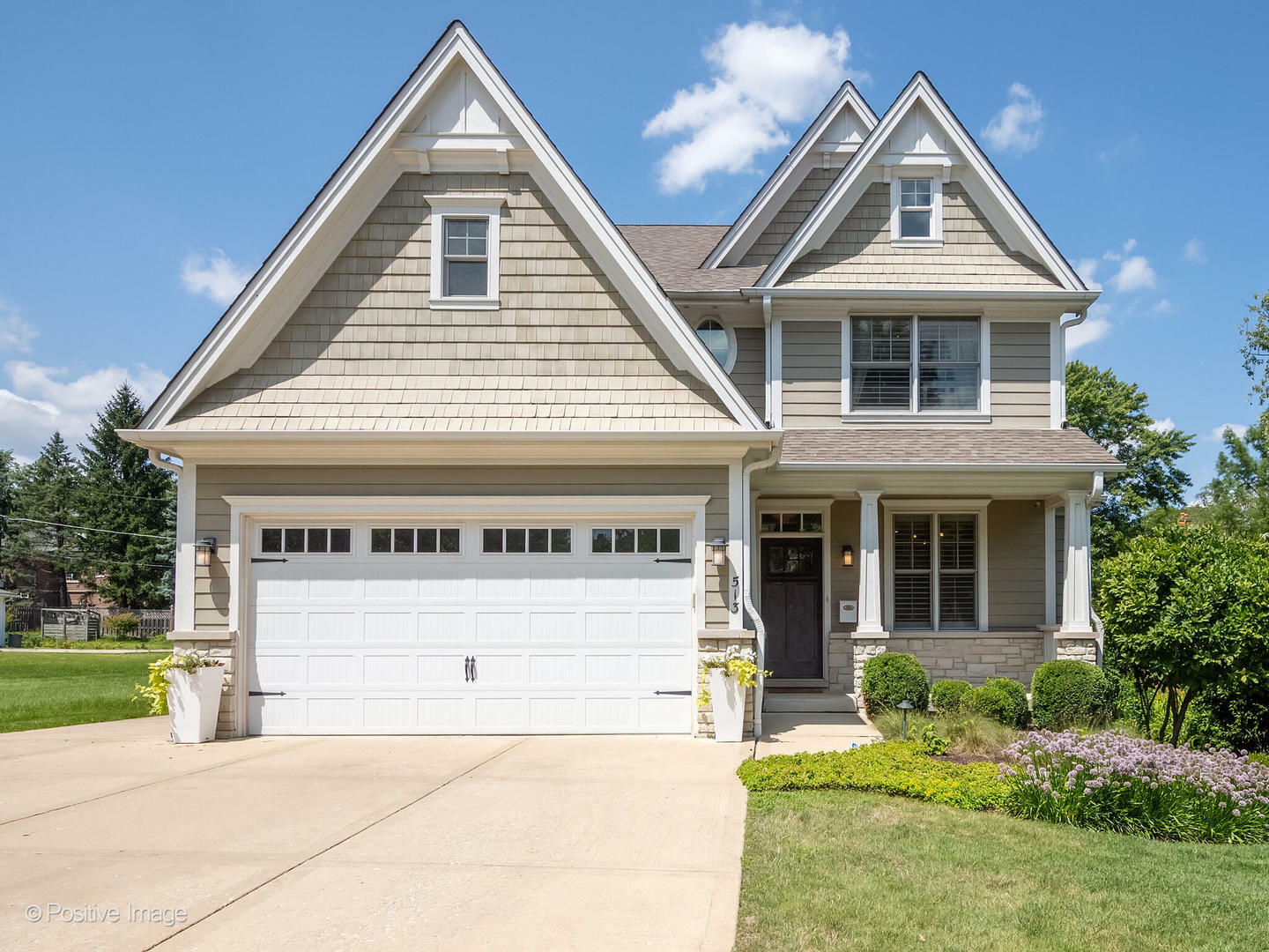Property Photo: 513 W Chicago Avenue IL 60521
