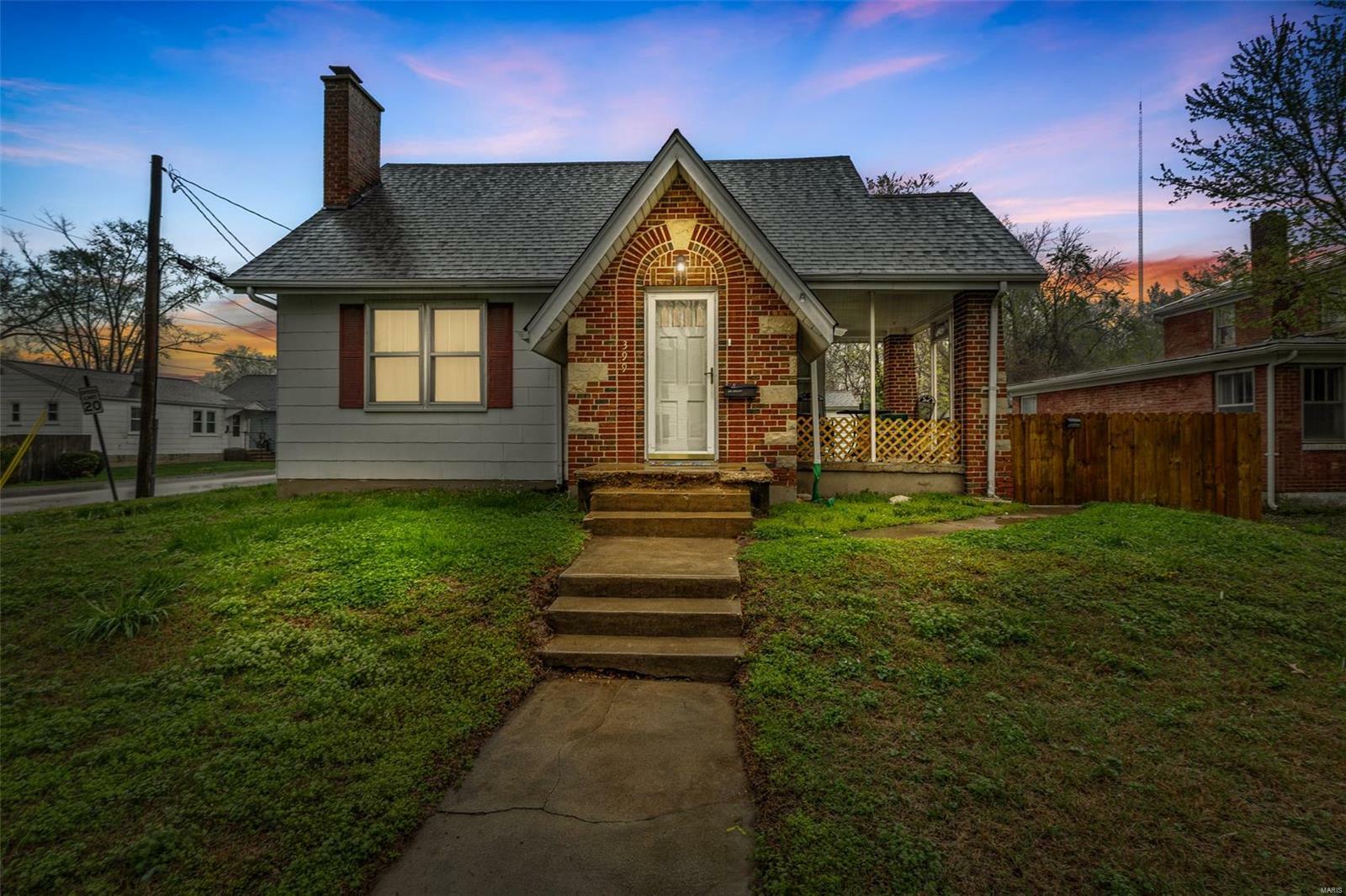 Property Photo: 399 Roberts Street MO 63670